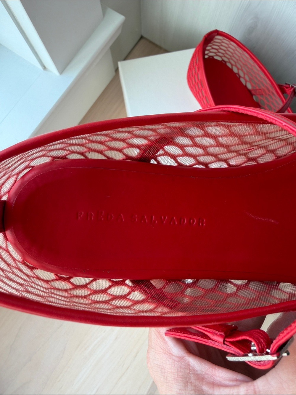 Freda Salvador Laurel Fishnet Mary Jane Flats Crimson Red Size 10 - Picture 2 of 10